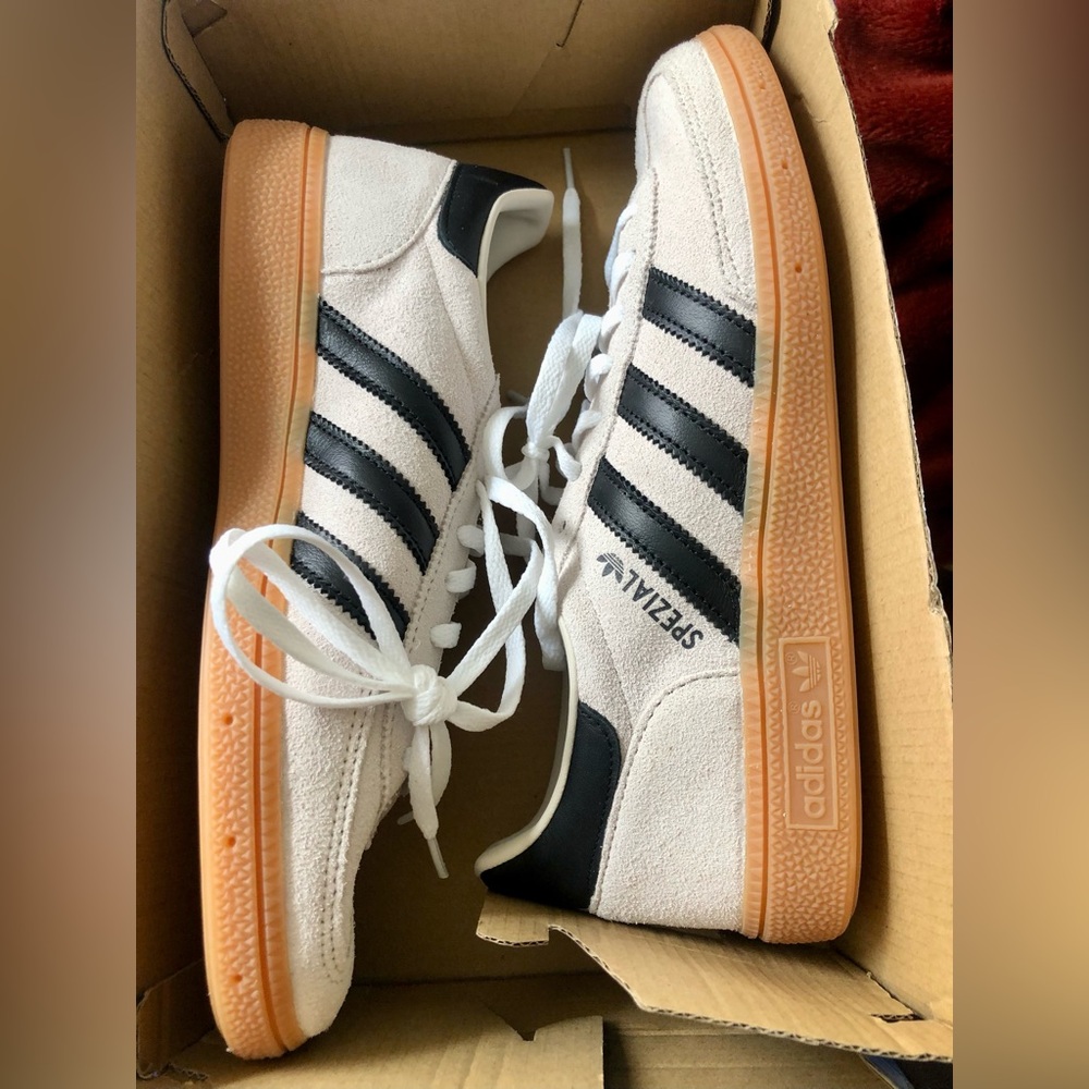 ADIDAS Handball Handball Spezial Aluminum & Black Suede Sneakers 8, 8.5 or 9 NEW - Picture 7 of 7